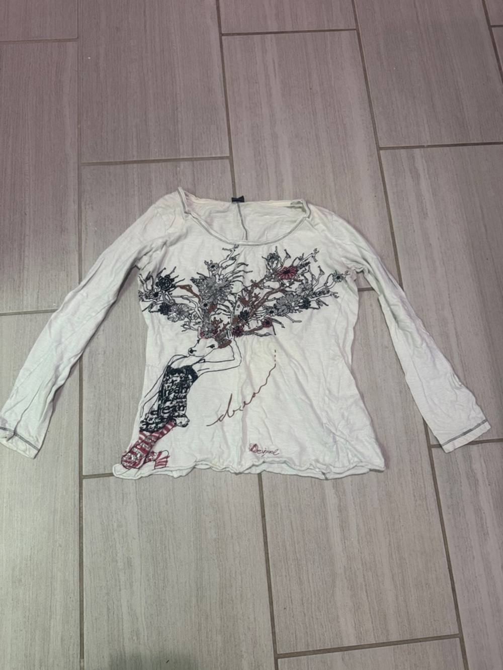 Desigual Off-White Long Sleeve Graphic Top with Black and Red Accents